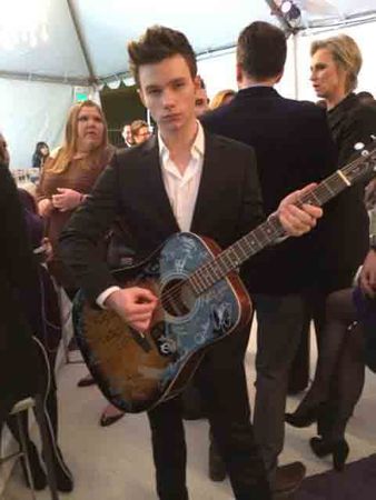 Lot #368  Guitar of Hope - Image 16