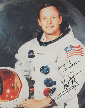 Lot #383 Neil Armstrong Signed Photograph - Image 2