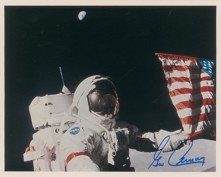 Lot #406 Moonwalkers: Seven moonwalkers, including the coveted, uninscribed Armstrong white space suit litho - Image 4