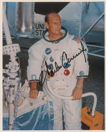 Lot #406 Moonwalkers: Seven moonwalkers, including the coveted, uninscribed Armstrong white space suit litho - Image 5