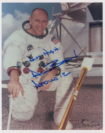 Lot #406 Moonwalkers: Seven moonwalkers, including the coveted, uninscribed Armstrong white space suit litho - Image 7