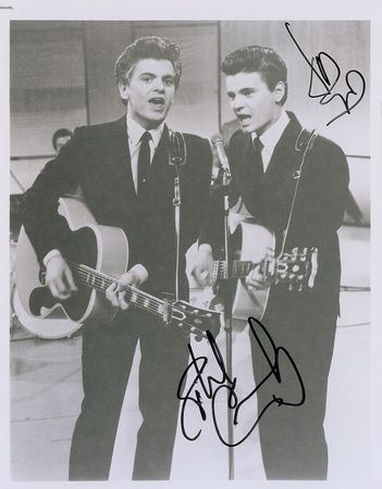 Lot #699 Everly Brothers Signed Photographs - Image 2