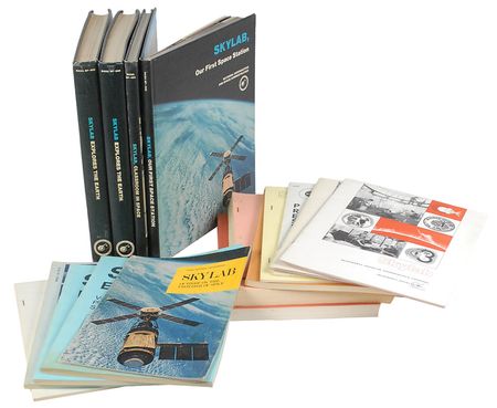 Lot #583 Skylab - Image 1