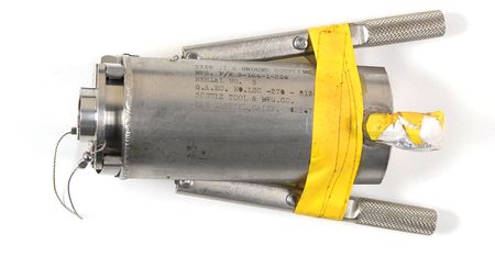 Lot #189 Lunar Module Propellant Ground Coupling - Image 1