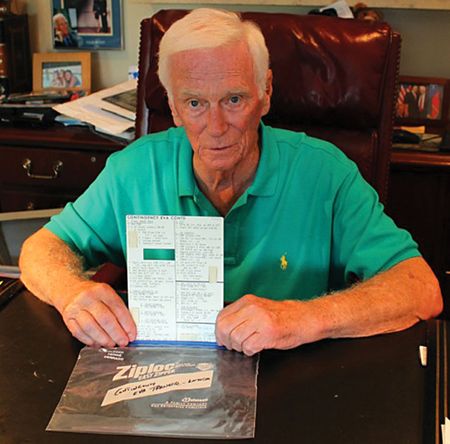 Lot #529 Apollo 17: Gene Cernan - Image 3