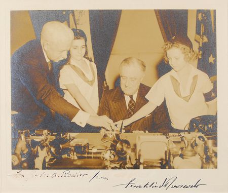 Lot #54 Franklin D. Roosevelt Signed Photograph - Image 1