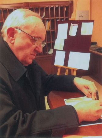 Lot #219 Pope Francis: Historic image of the soon-to-be Pope with his predecessor - Image 2