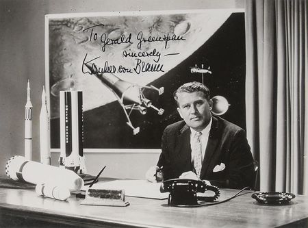 Lot #400 Wernher von Braun Signed Photograph - Image 2