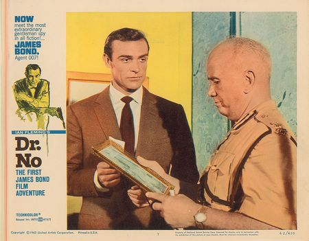Lot #722 James Bond: Spectacular collection of over 100 original James Bond lobby cards - Image 1