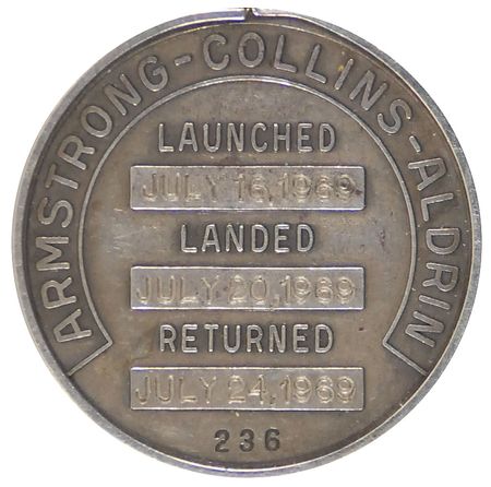 Lot #2171 Apollo 11 Robbins Medal - Image 2