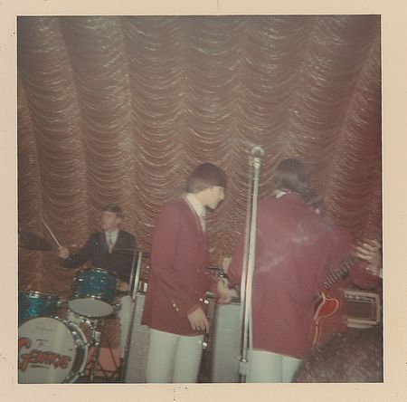 Lot #686 The Gentrys Album and Signatures - Image 6