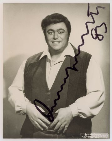 Lot #747 Three Tenors Signed Photograph - Image 3