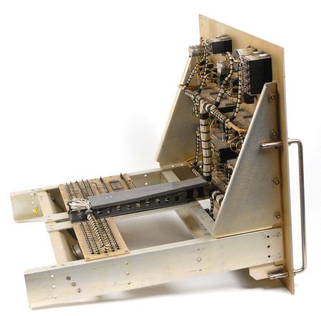 Lot #475 Apollo SI-B Panel Control Panel - Image 2