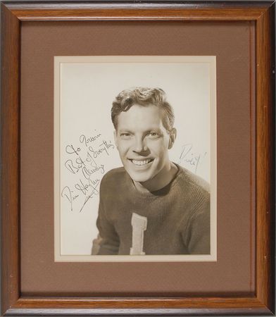 Lot #3086  Collection of Four Actors Signed Photographs - Image 6