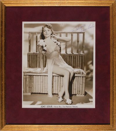 Lot #3088  Collection of Four Actresses Signed Photographs - Image 8