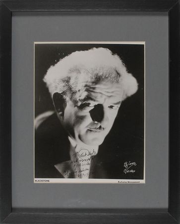 Lot #3002 Harry Blackstone, Sr. Signed Photograph - Image 2