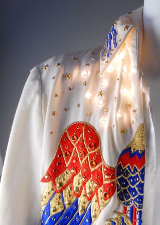 Lot #3186 Honeymoon in Vegas Flying Elvis Costume - Image 5