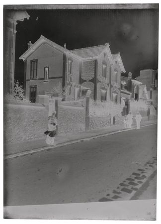 Lot #3018 Harry Houdini Original Glass Negatives  - Image 9