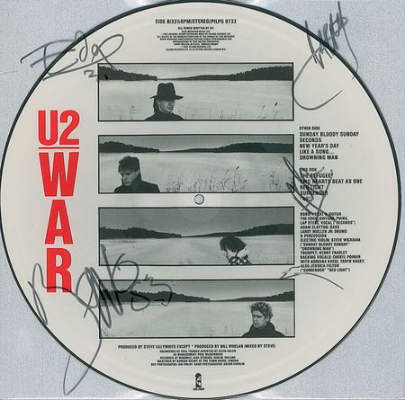 Lot #820 U2 Album - Image 1