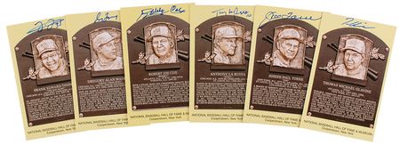 Lot #988 Baseball Hall of Famers: Cooperstown’s class of 2014 - Image 2