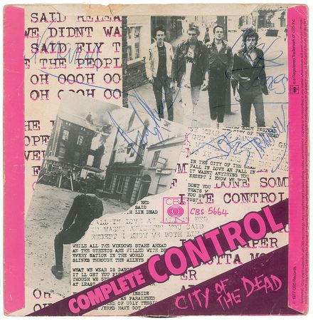 Lot #798 The Clash: Fully signed classic 1977 single - Image 1