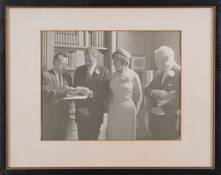 Lot #590 Andrew Wyeth: A personal gift from Andrew Wyeth - Image 3