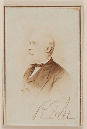 Lot #368 Robert E. Lee: Crisply signed Brady carte-de-visite - Image 1