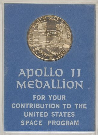 Lot #190 Apollo 11 Manned Flight Awareness Medallion - Image 1