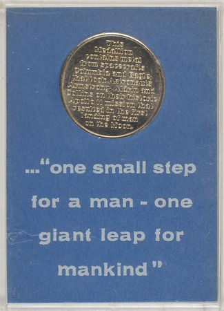 Lot #190 Apollo 11 Manned Flight Awareness Medallion - Image 2