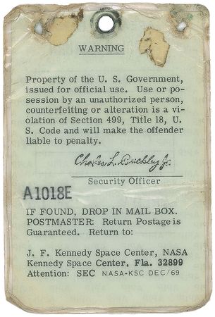 Lot #284 Fred Haise?s Apollo 16 Badge - Image 2