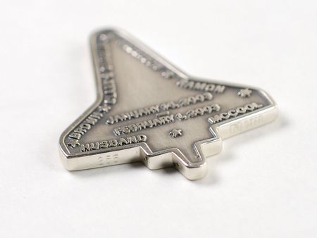 Lot #341 Columbia STS-107 Robbins Medal - Image 3