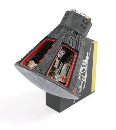 Lot #65 Gemini 12 Signed Capsule Model - Image 2