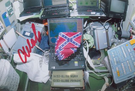 Lot #20 Soyuz TMA-5 Flown Flag - Image 2