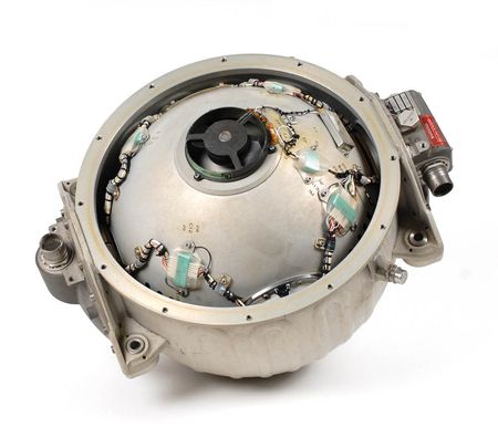 Lot #75 Apollo CM Inertial Measurement Unit (IMU) - Image 11