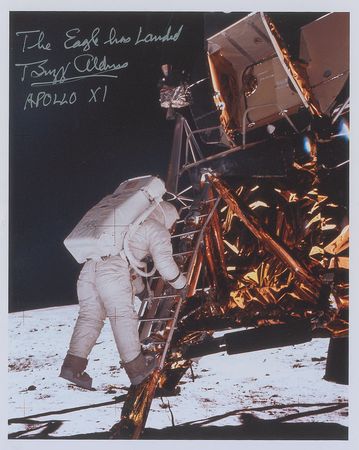 Lot #510 Buzz Aldrin Signed Photograph - Image 2