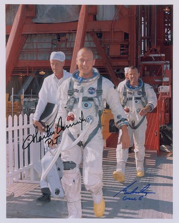 Lot #467 Gemini 5 Signed Photograph - Image 1