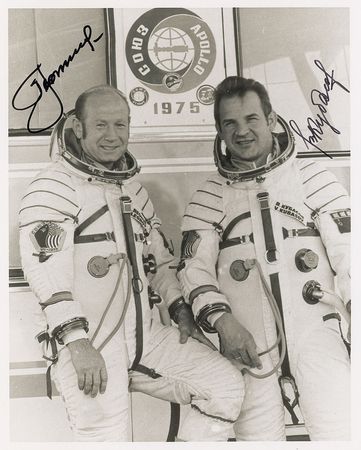 Lot #535 Alexei Leonov and Valeri Kubasov Signed Photographs - Image 2