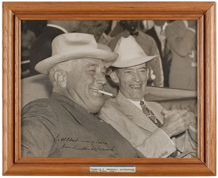 Lot #45 Franklin D. Roosevelt: Oversized photo inscribed to a New York Times correspondent - Image 1