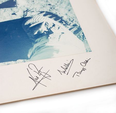 Lot #471 Apollo 11: Oversized and uninscribed lunar footprint - Image 2