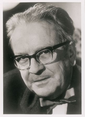 Lot #685 Raymond Chandler Typed Notes Signed - Image 3