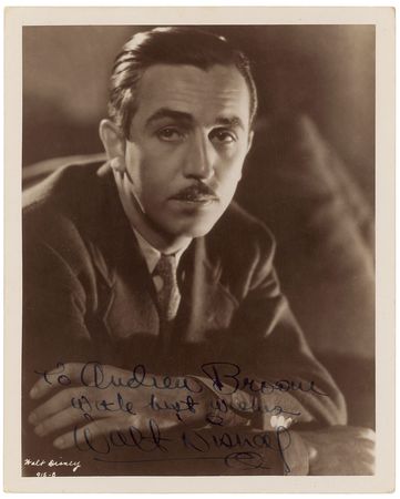 Lot #610 Walt Disney: Early portrait of the great imagineer - Image 2