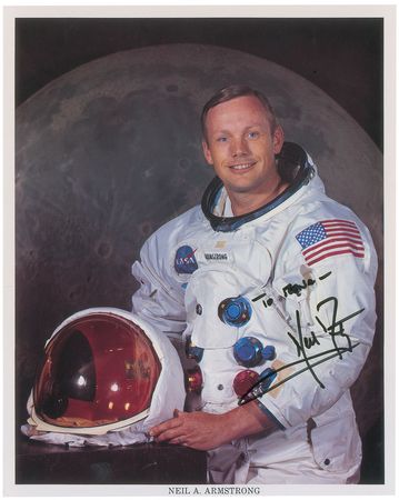 Lot #473 Apollo 11: Classic Apollo 11 white space suit lithograph set - Image 1