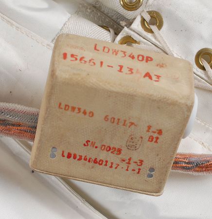 Lot #5031 Apollo LM Crew Umbilical Assembly
 - Image 4