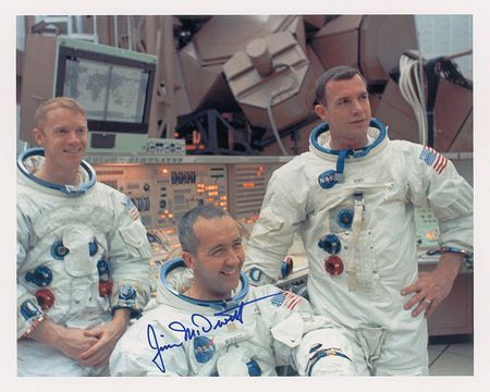 Lot #561 Jim McDivitt Signed Photographs - Image 2