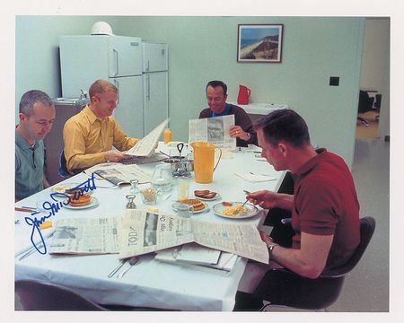 Lot #561 Jim McDivitt Signed Photographs - Image 3