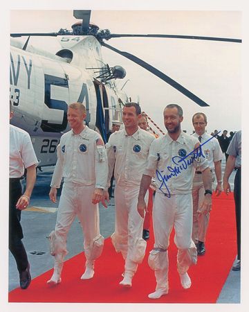 Lot #561 Jim McDivitt Signed Photographs - Image 4
