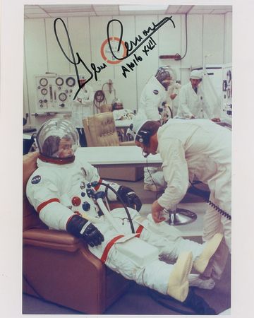 Lot #581 Gene Cernan Signed Photographs - Image 2