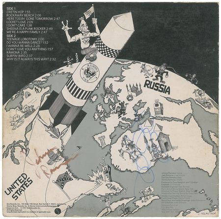 Lot #653 The Ramones: Johnny and Dee Dee - Image 2