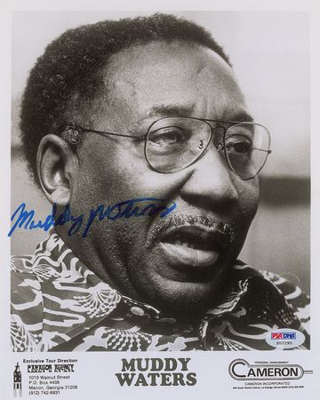 Lot #7186 Muddy Waters Signed Photograph - Image 1
