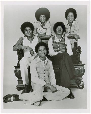 Lot #7154 Jackson 5 Signed Photograph - Image 1